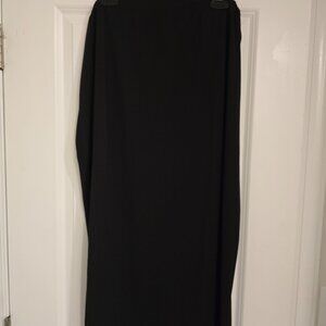 Black Midi Skirt in 1X